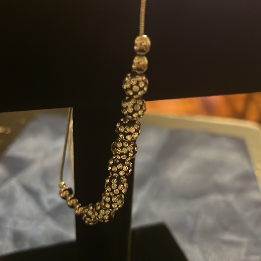 Jessica Simpson pull bracelet - Picture 2 of 5